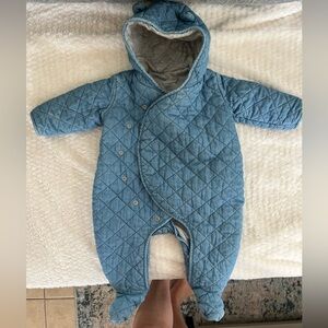 Baby gap quilted onesie